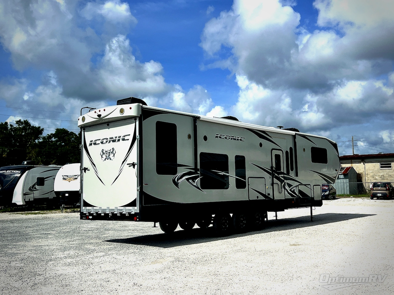 2018 Eclipse Iconic Wide Body 3515IKG Photo 2