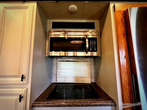 2016 Heartland Big Country 3850MB RV Photo 3