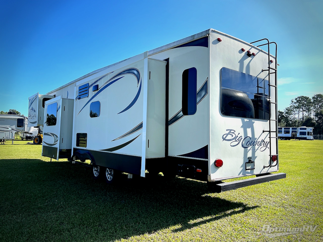 2016 Heartland Big Country 3850MB Photo 2