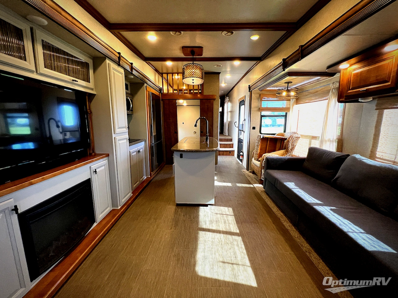 2016 Heartland Big Country 3850MB Photo 5
