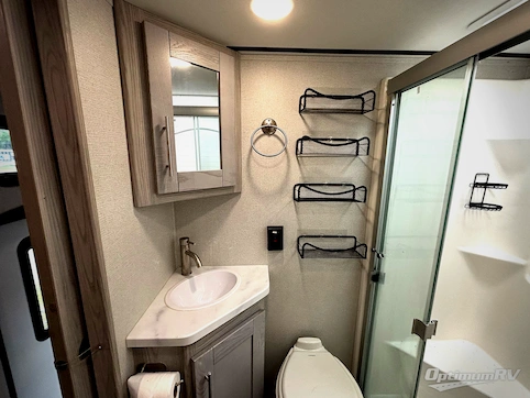 2021 Keystone Fuzion 430 RV Photo 3