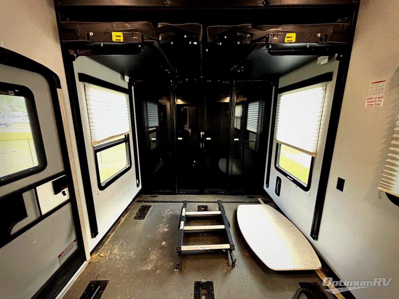 2021 Keystone Fuzion 430 Photo 21