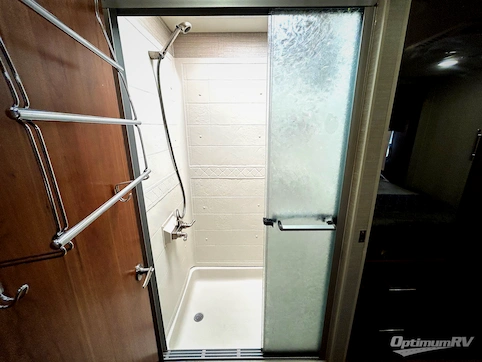 2017 Jayco Precept 31UL RV Photo 4