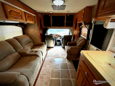 2005 Coachmen Concord 275DS RV Photo 2