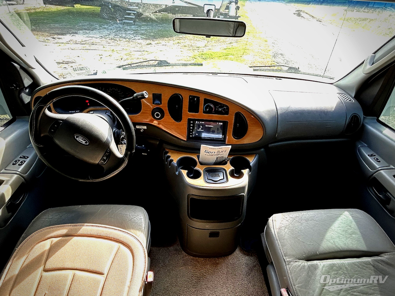 2005 Coachmen Concord 275DS Photo 8