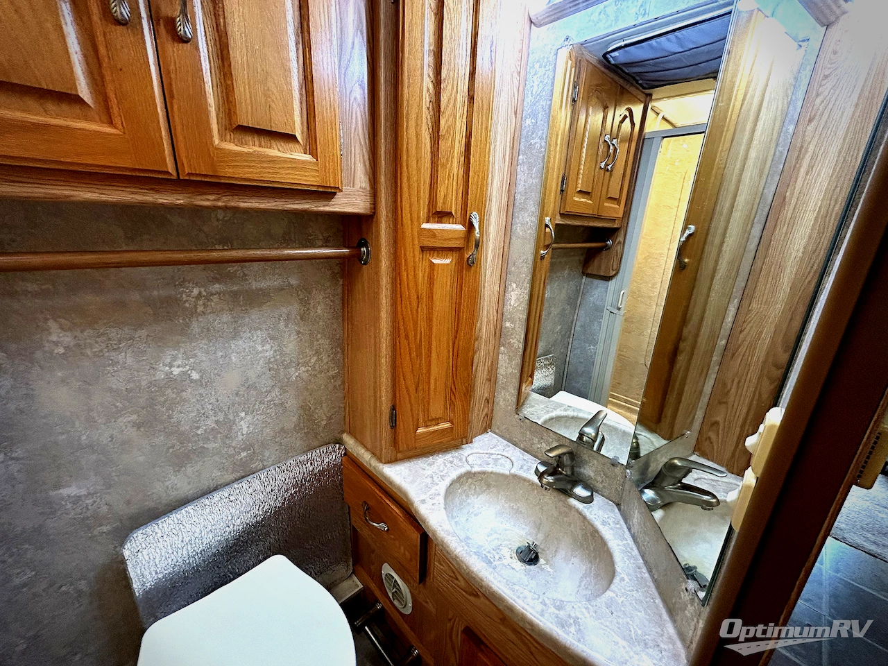 2005 Coachmen Concord 275DS Photo 16