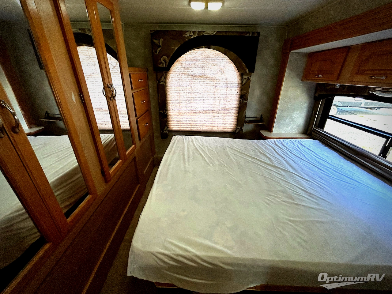 2005 Coachmen Concord 275DS Photo 18