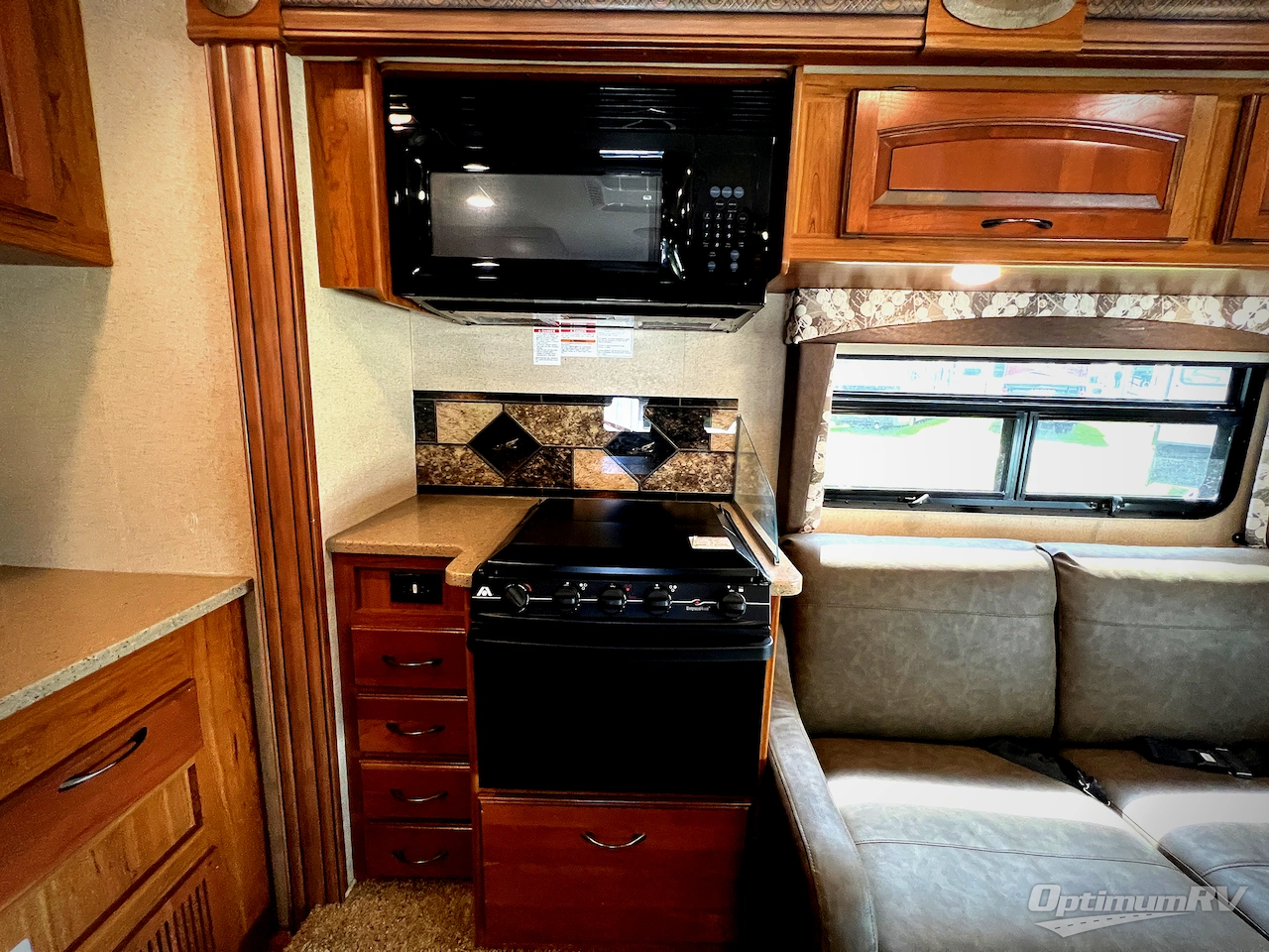 2016 Jayco Greyhawk 31FS Photo 10