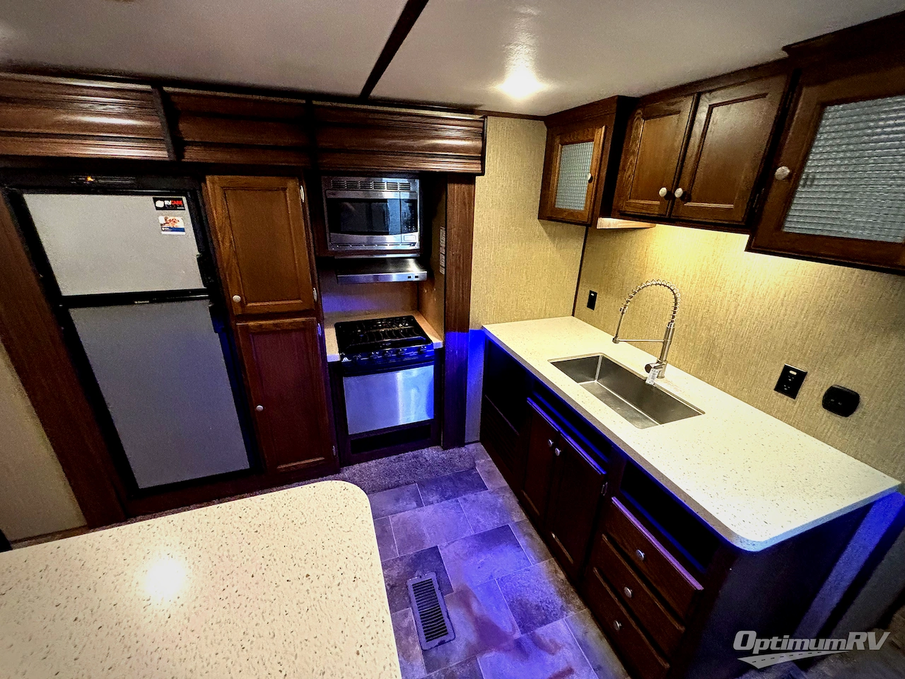 2017 Keystone Sprinter 332DEN Photo 5