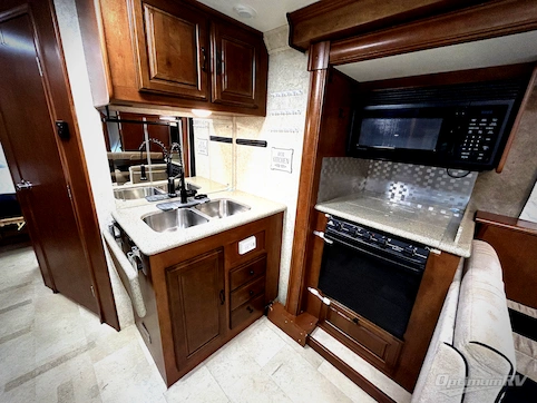 2015 Forest River Georgetown 310DS RV Photo 2