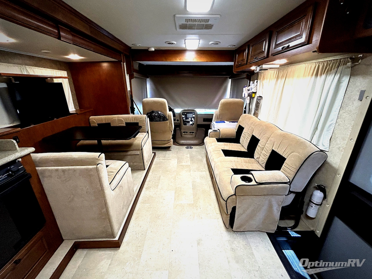 2015 Forest River Georgetown 310DS Photo 5