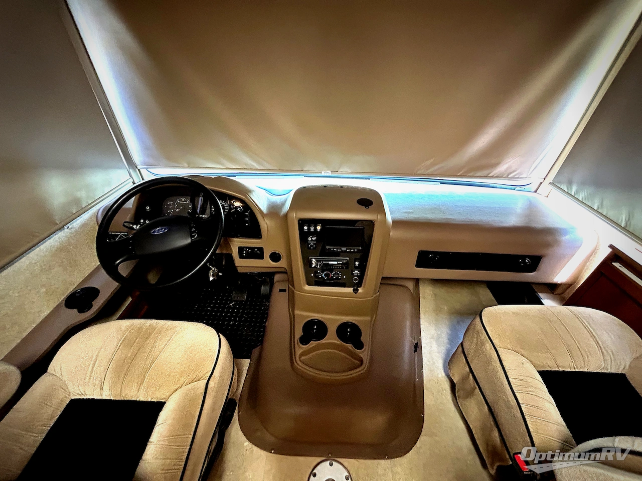 2015 Forest River Georgetown 310DS Photo 8