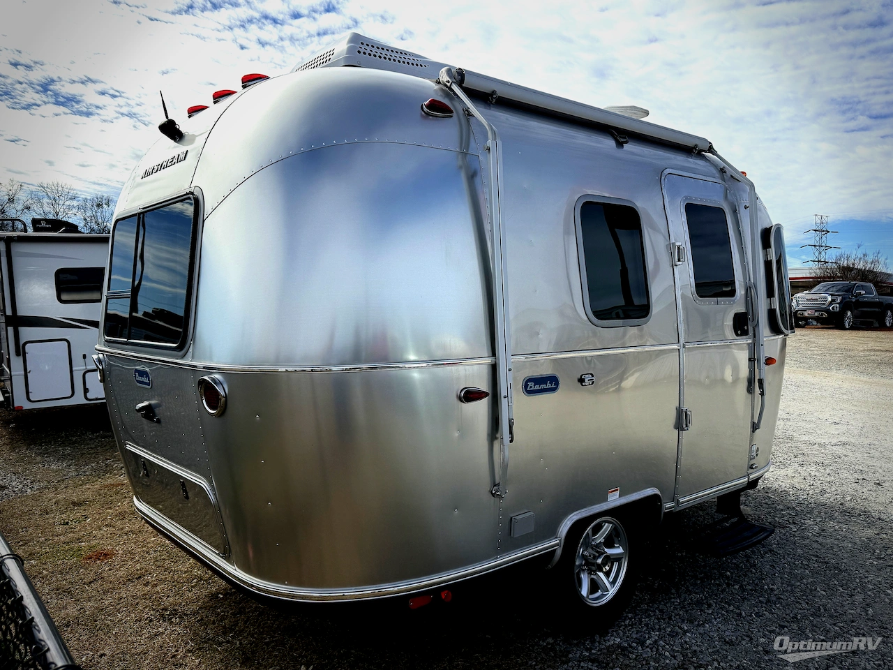 2024 Airstream Bambi 16RB Photo 2