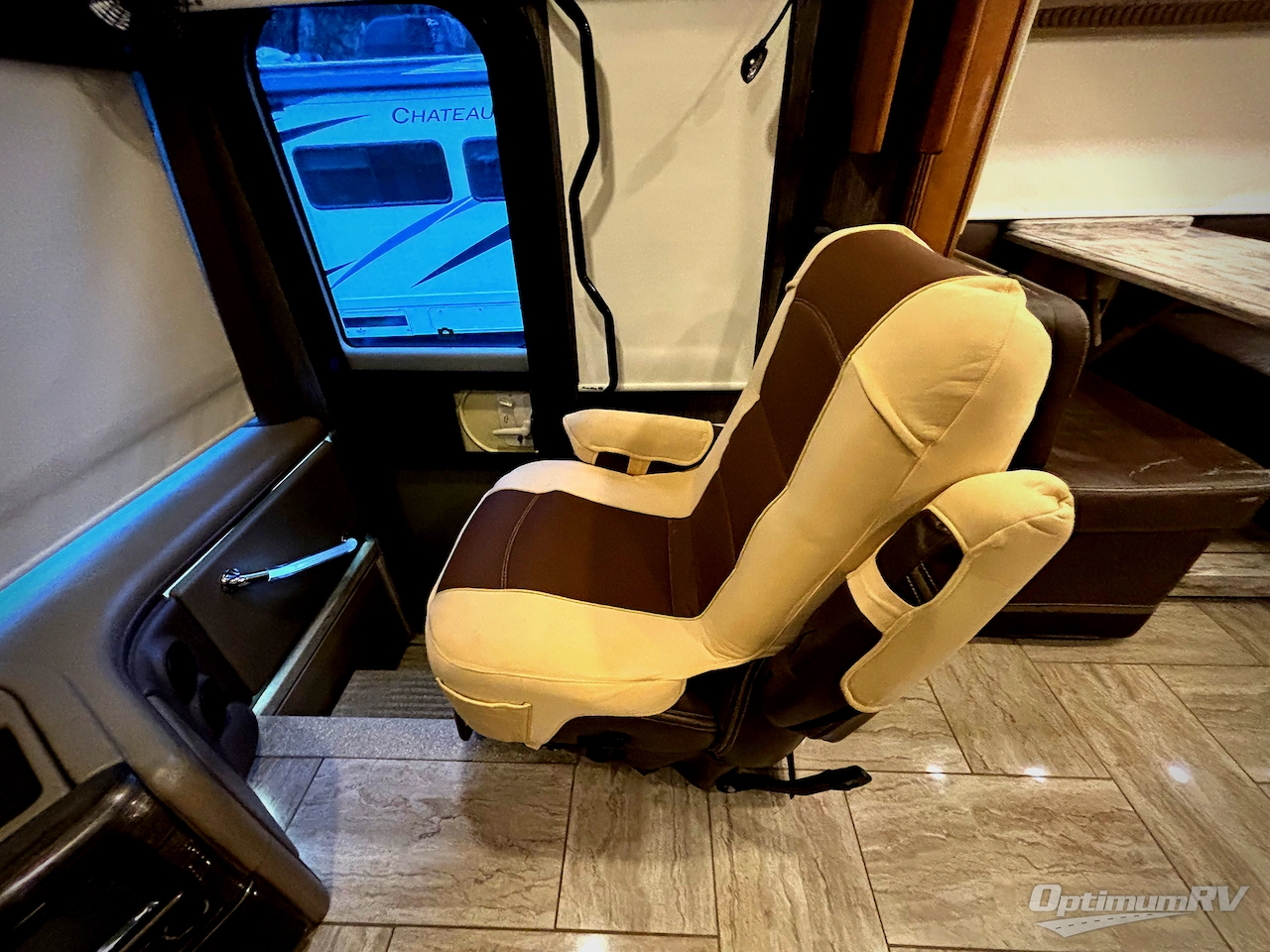 2018 Thor Aria 3601 Photo 9