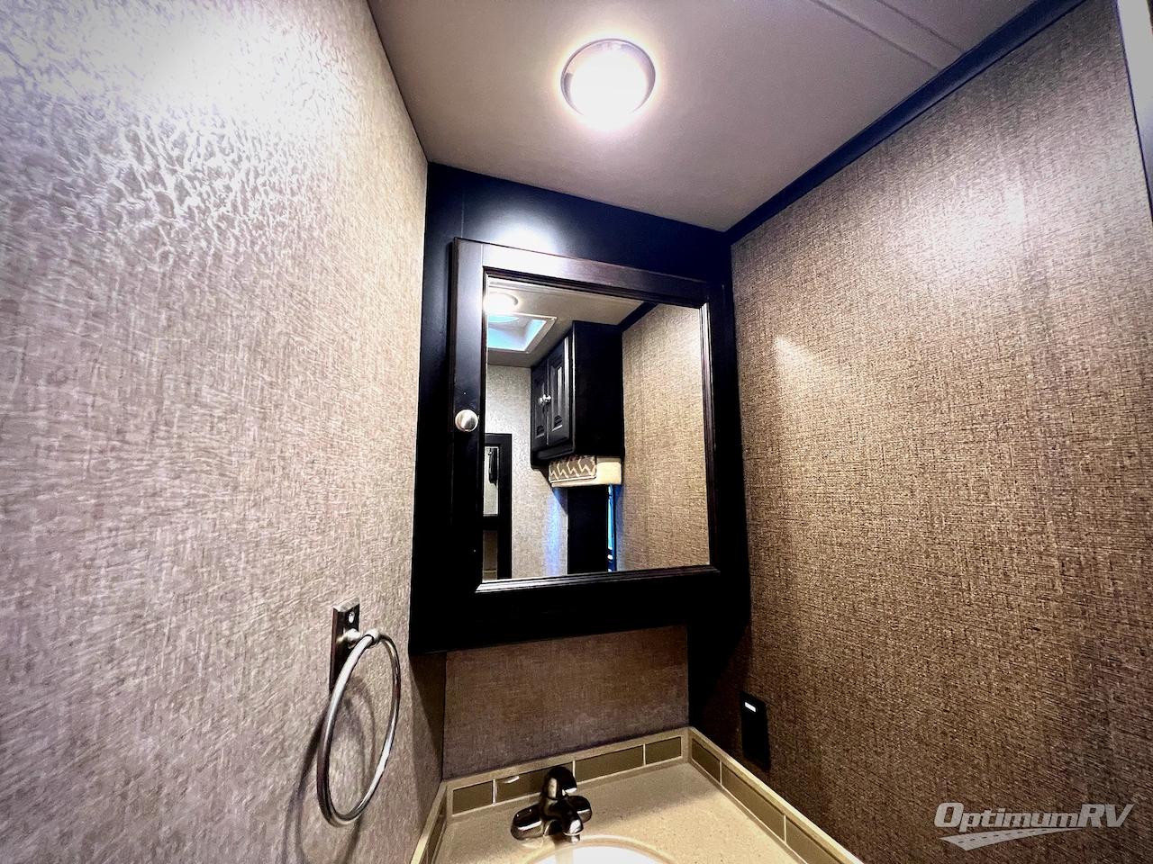 2017 Tiffin Allegro 36 UA Photo 17