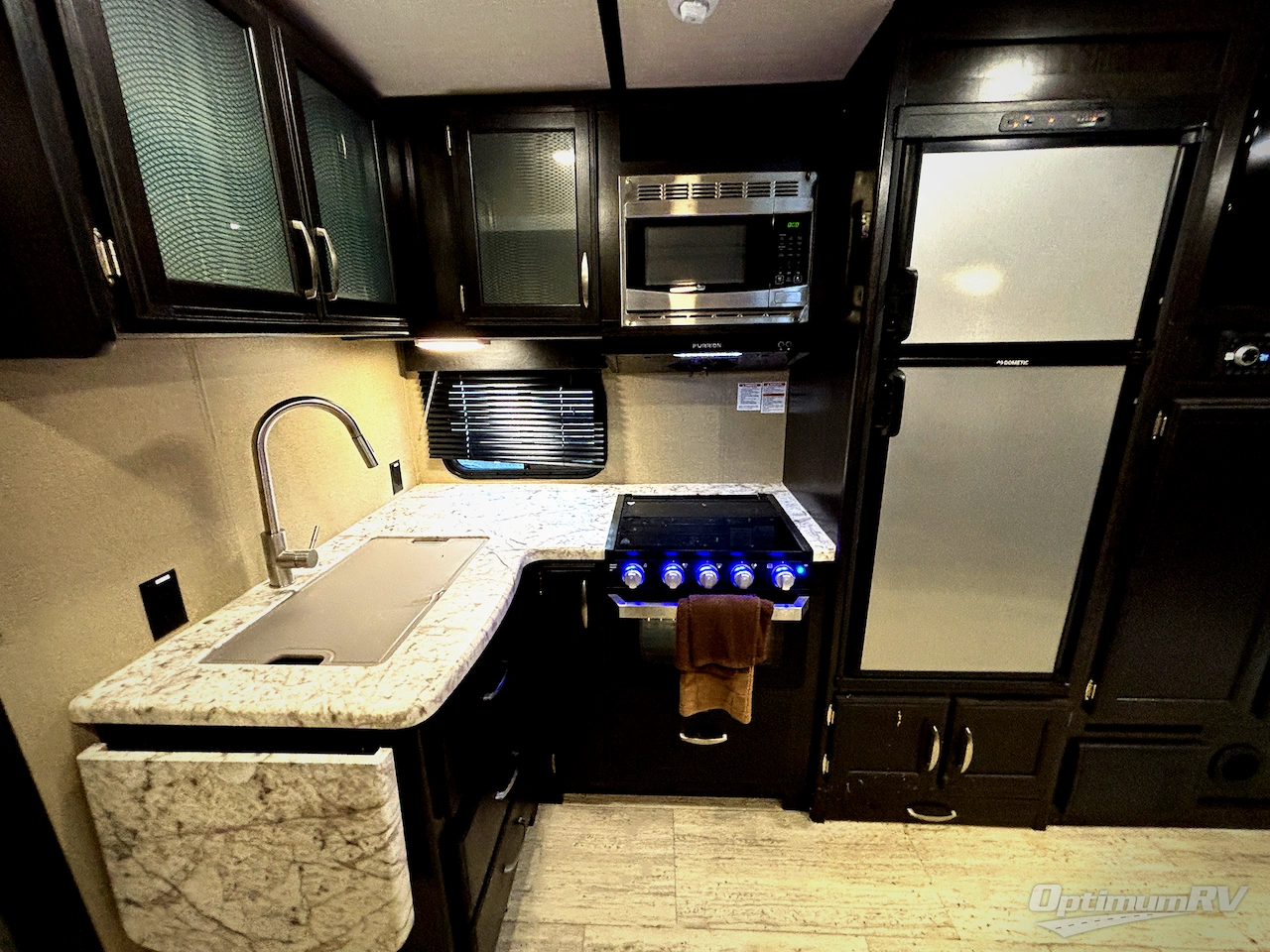 2019 Grand Design Imagine 3170BH Photo 5