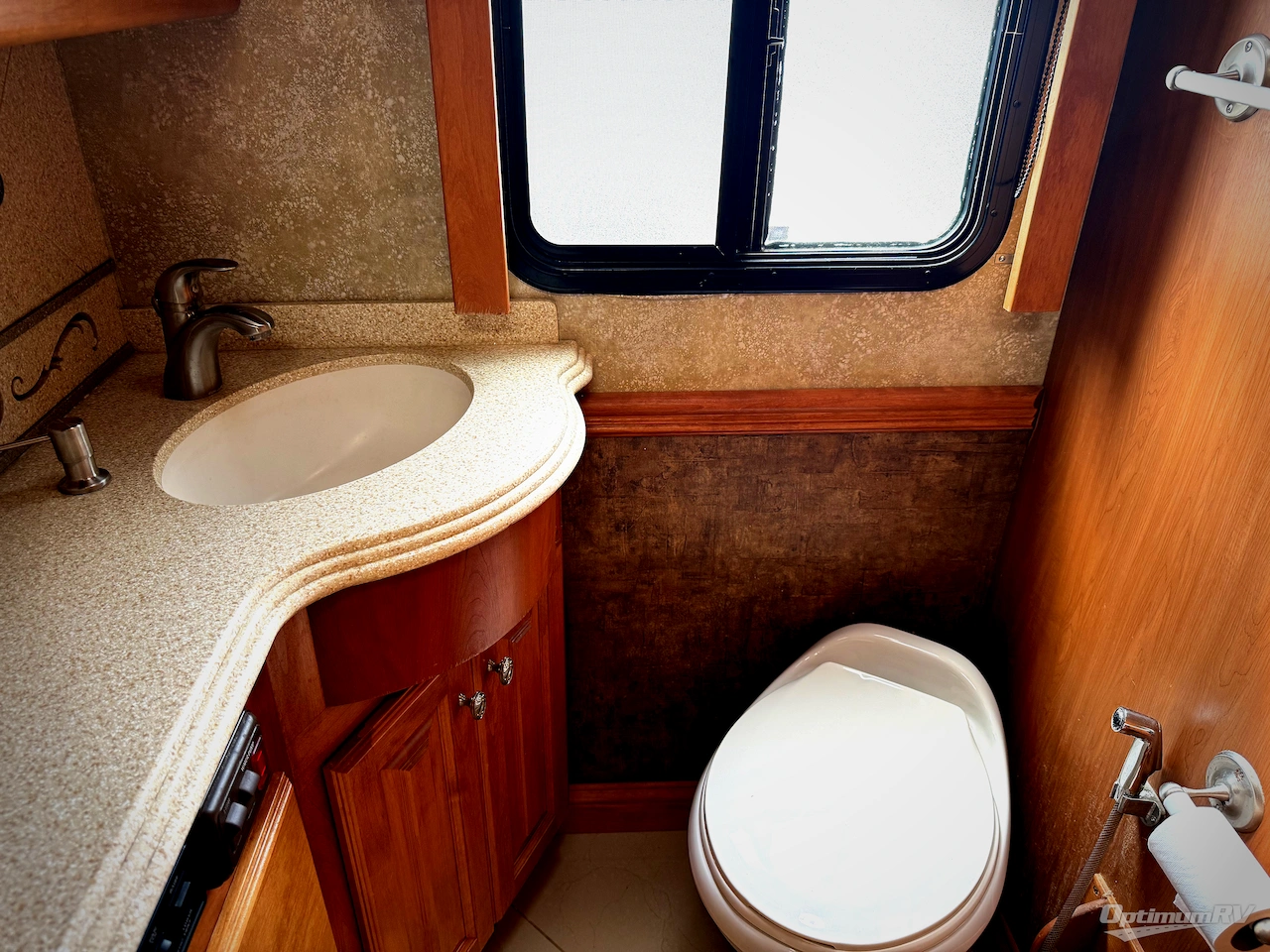 2011 Tiffin Phaeton 36QSH Photo 20