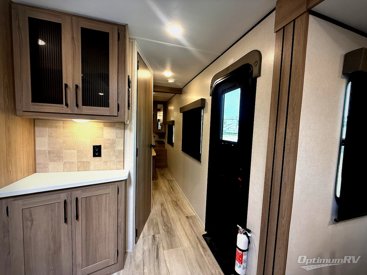 2026 Keystone Coleman Legacy 2950RL Photo 7