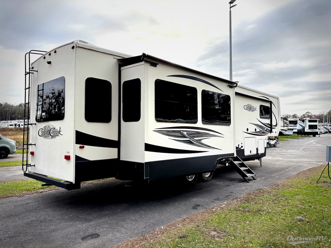 2019 Forest River Cedar Creek Hathaway Edition 38DBRK Photo 2