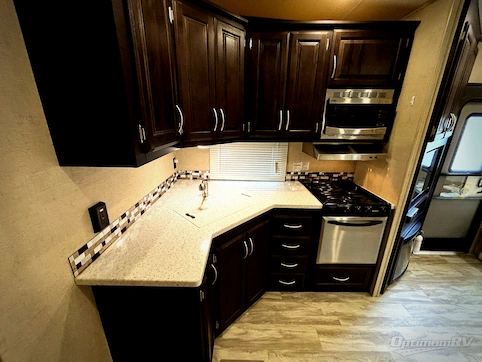 2017 KZ Durango 1500 D259RDD RV Photo 4