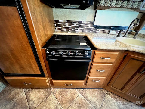2014 Thor ACE 29.2 RV Photo 3