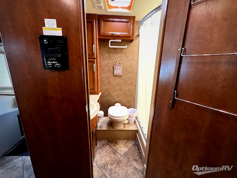 2014 Thor ACE 29.2 RV Photo 4