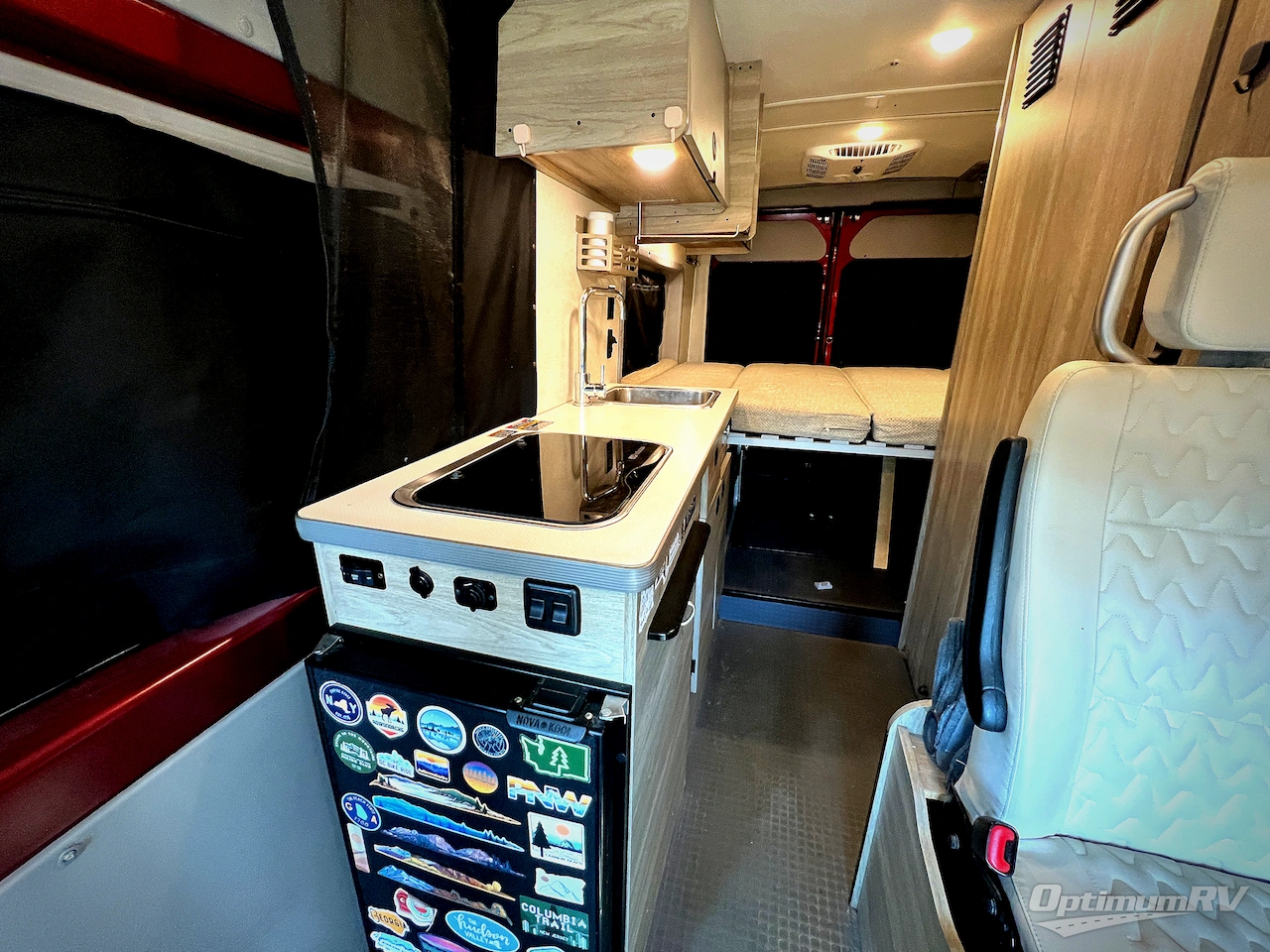 2022 Winnebago Solis 59PX Photo 13