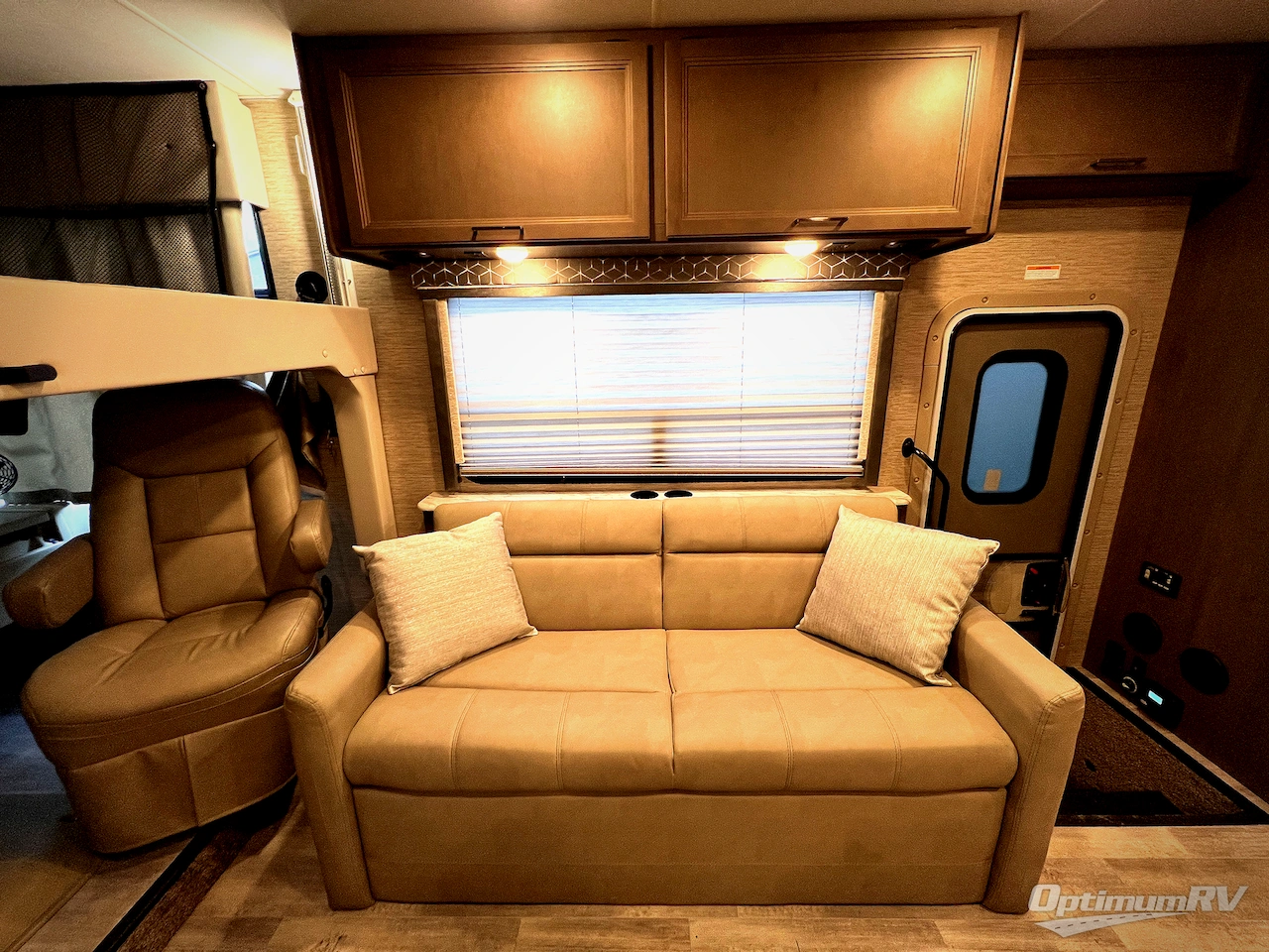 2023 Thor Freedom Traveler 30A Photo 14