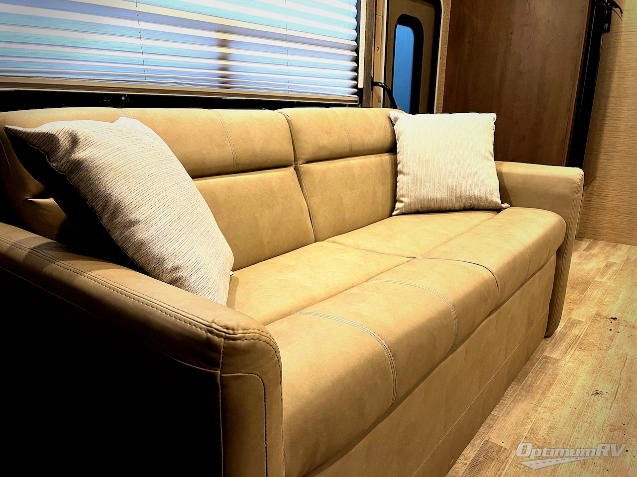 2023 Thor Freedom Traveler 30A Photo 16