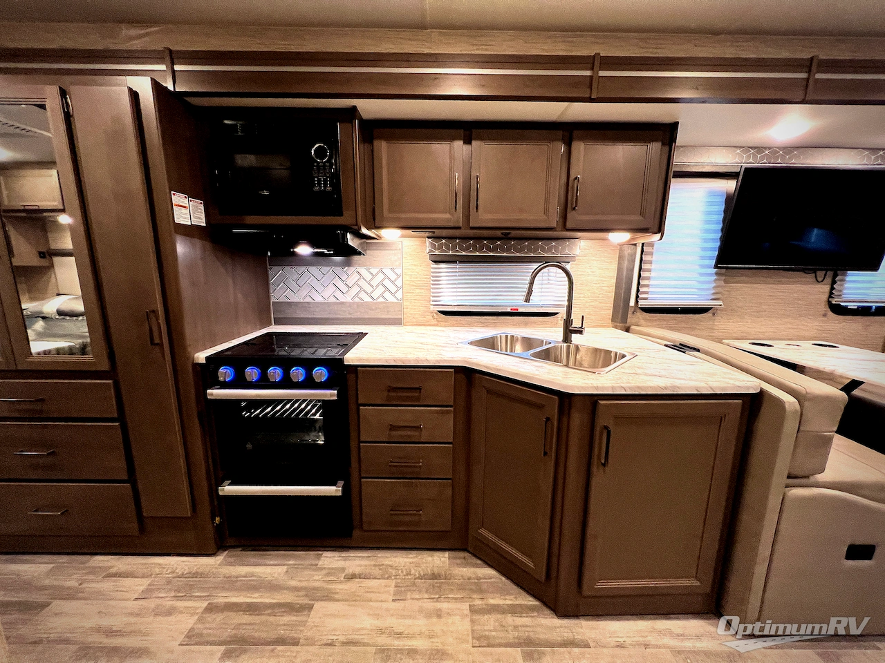 2023 Thor Freedom Traveler 30A Photo 26