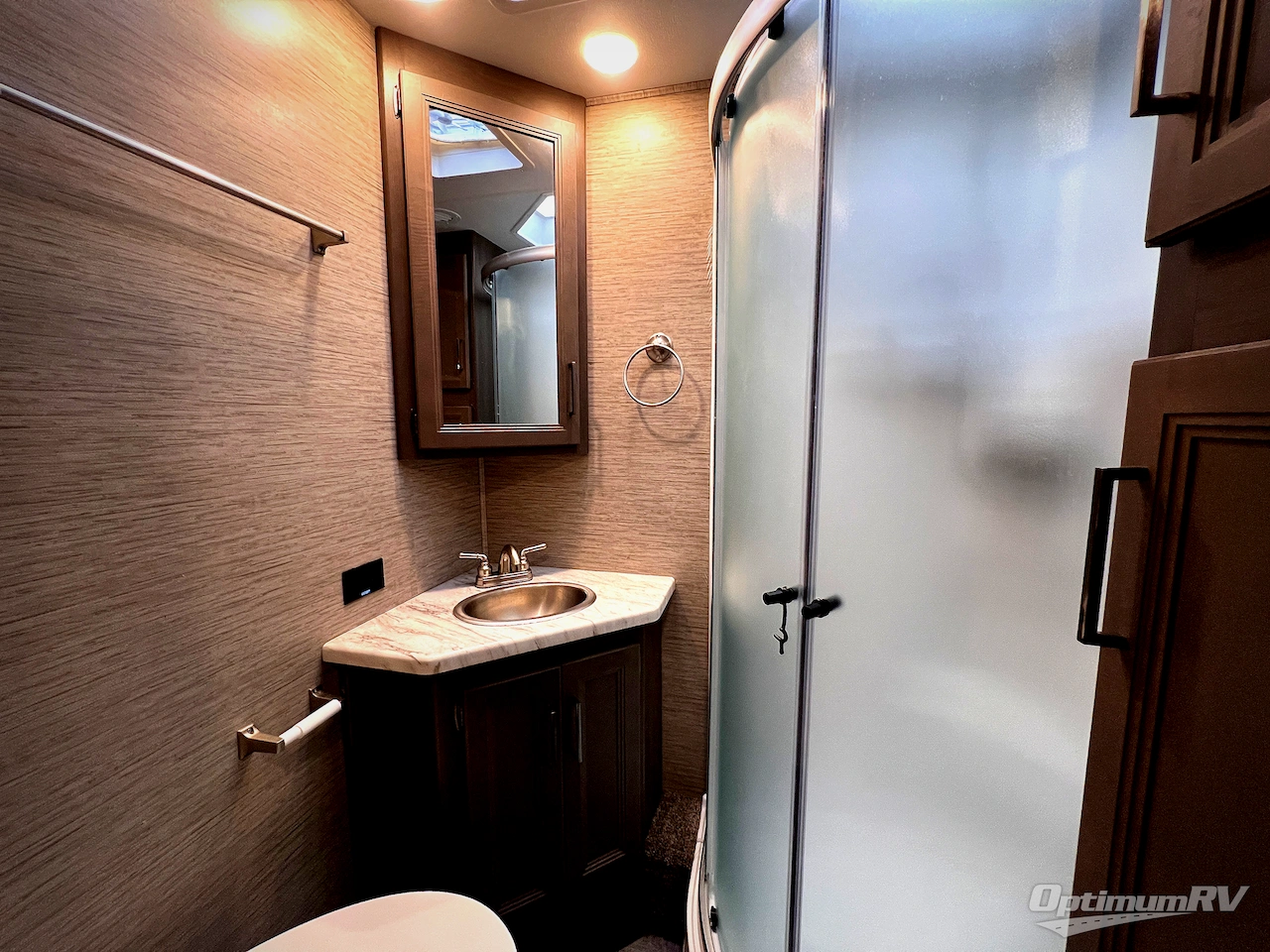 2023 Thor Freedom Traveler 30A Photo 33