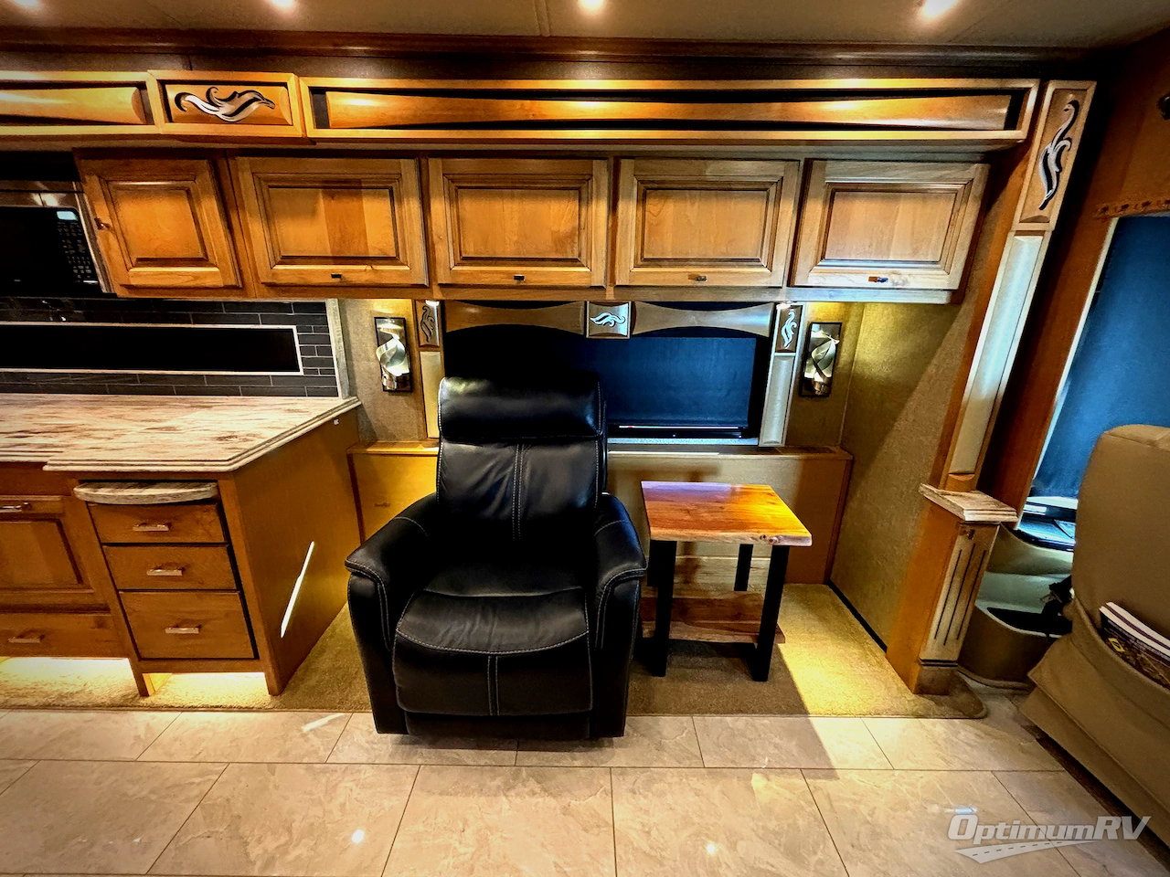 2019 Tiffin Phaeton 44OH Photo 13