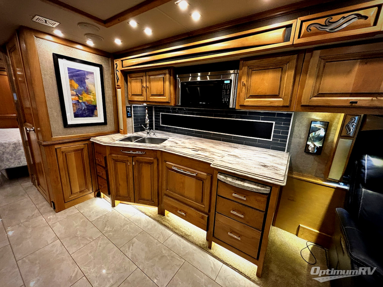 2019 Tiffin Phaeton 44OH Photo 14