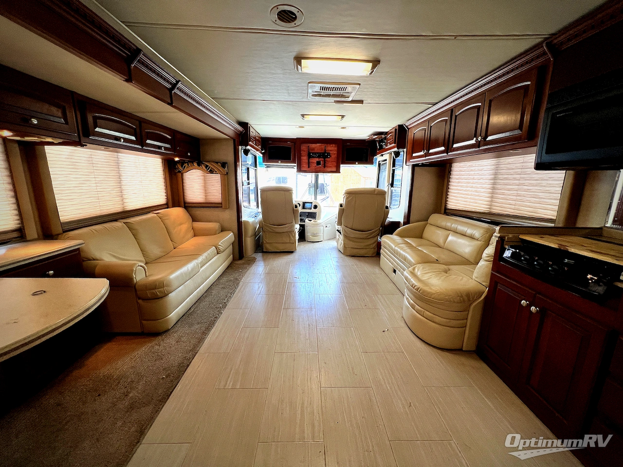 2004 Thor Mandalay 40D Photo 5