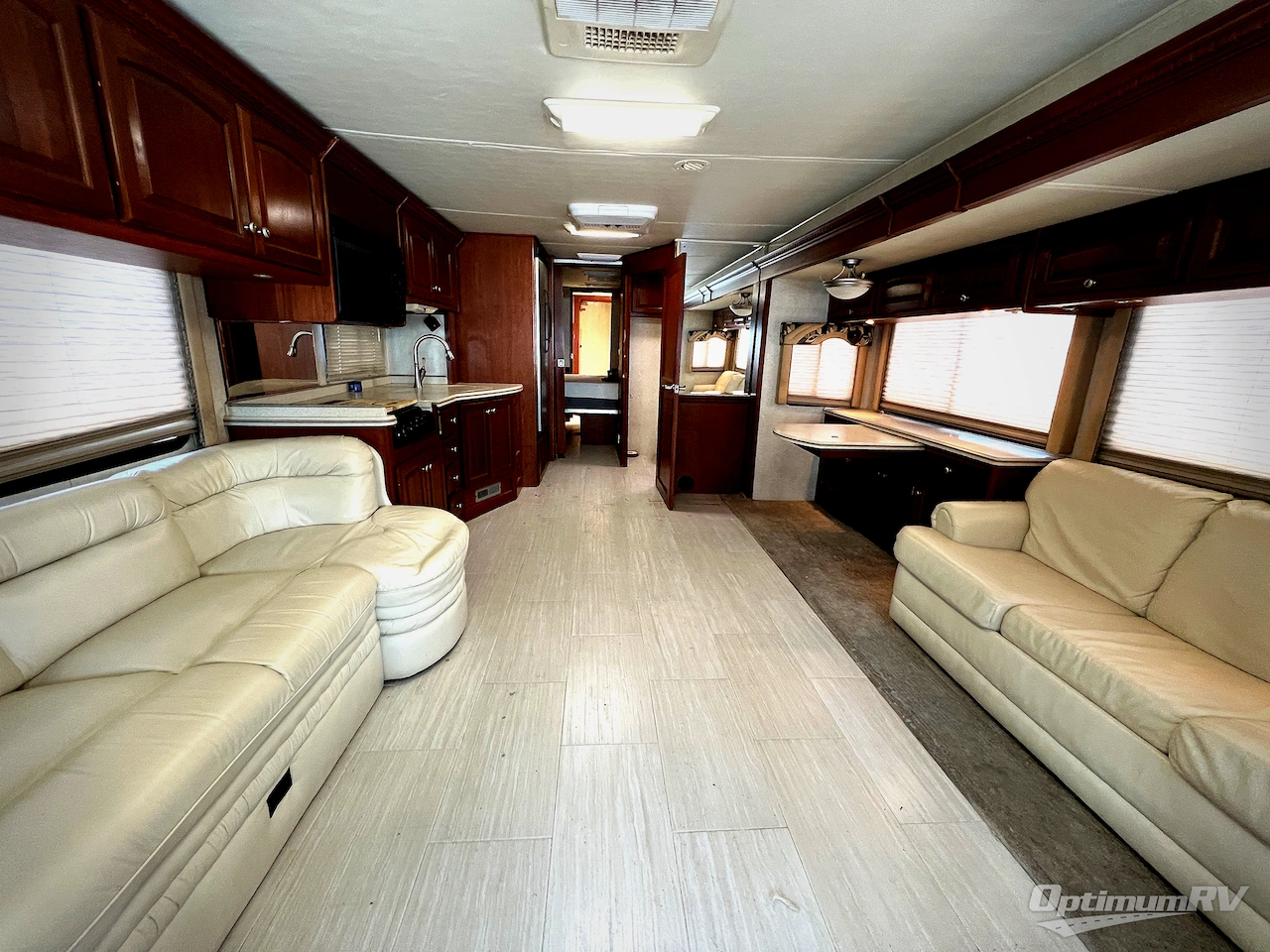 2004 Thor Mandalay 40D Photo 23