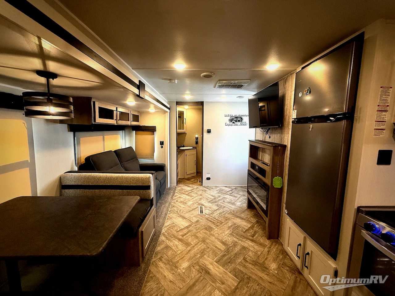 2023 Palomino Puma 28BHFQ Photo 6