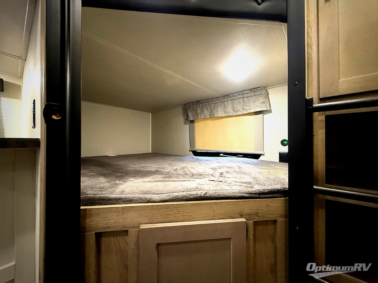 2023 Palomino Puma 28BHFQ Photo 21