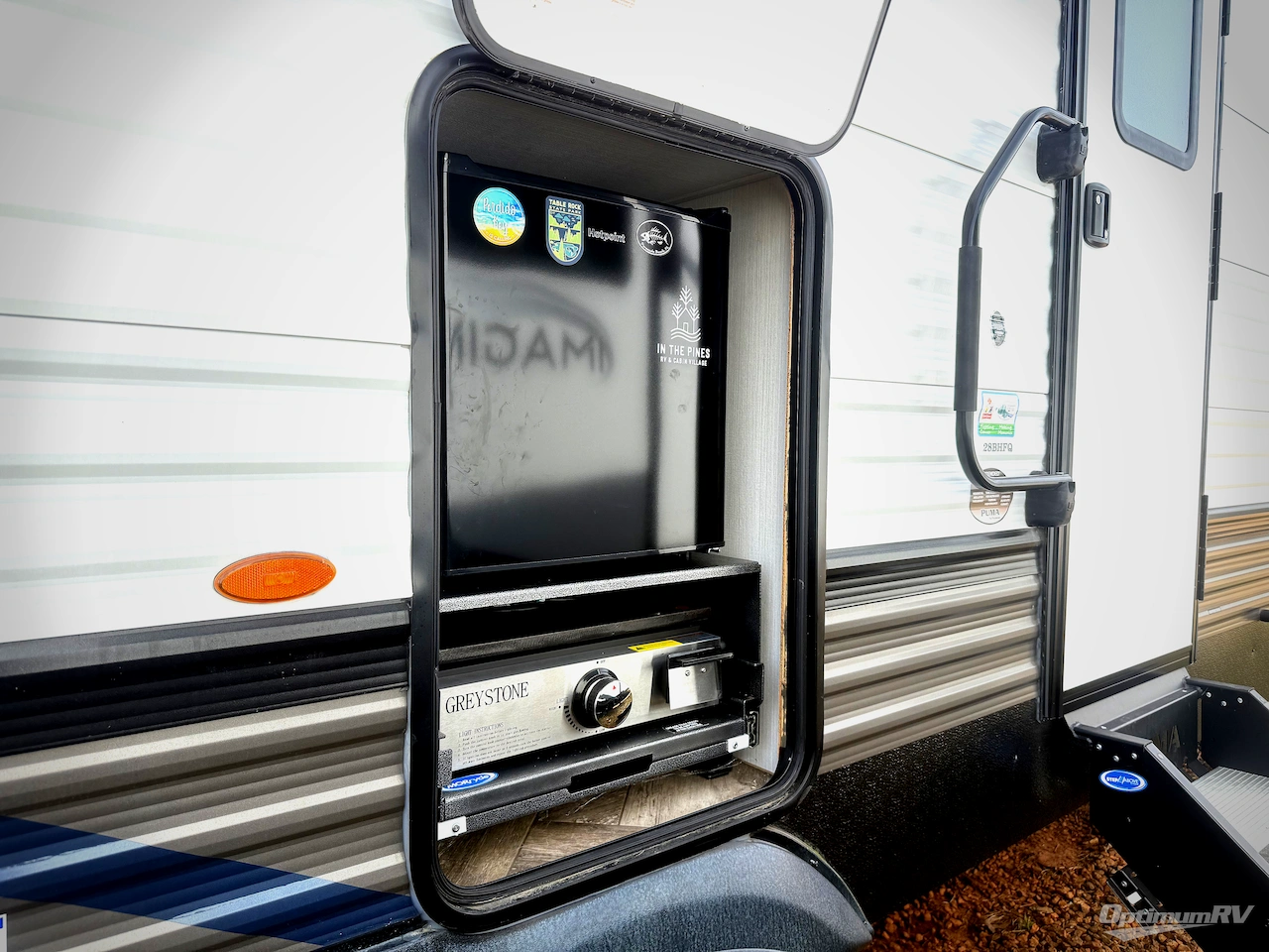 2023 Palomino Puma 28BHFQ Photo 24