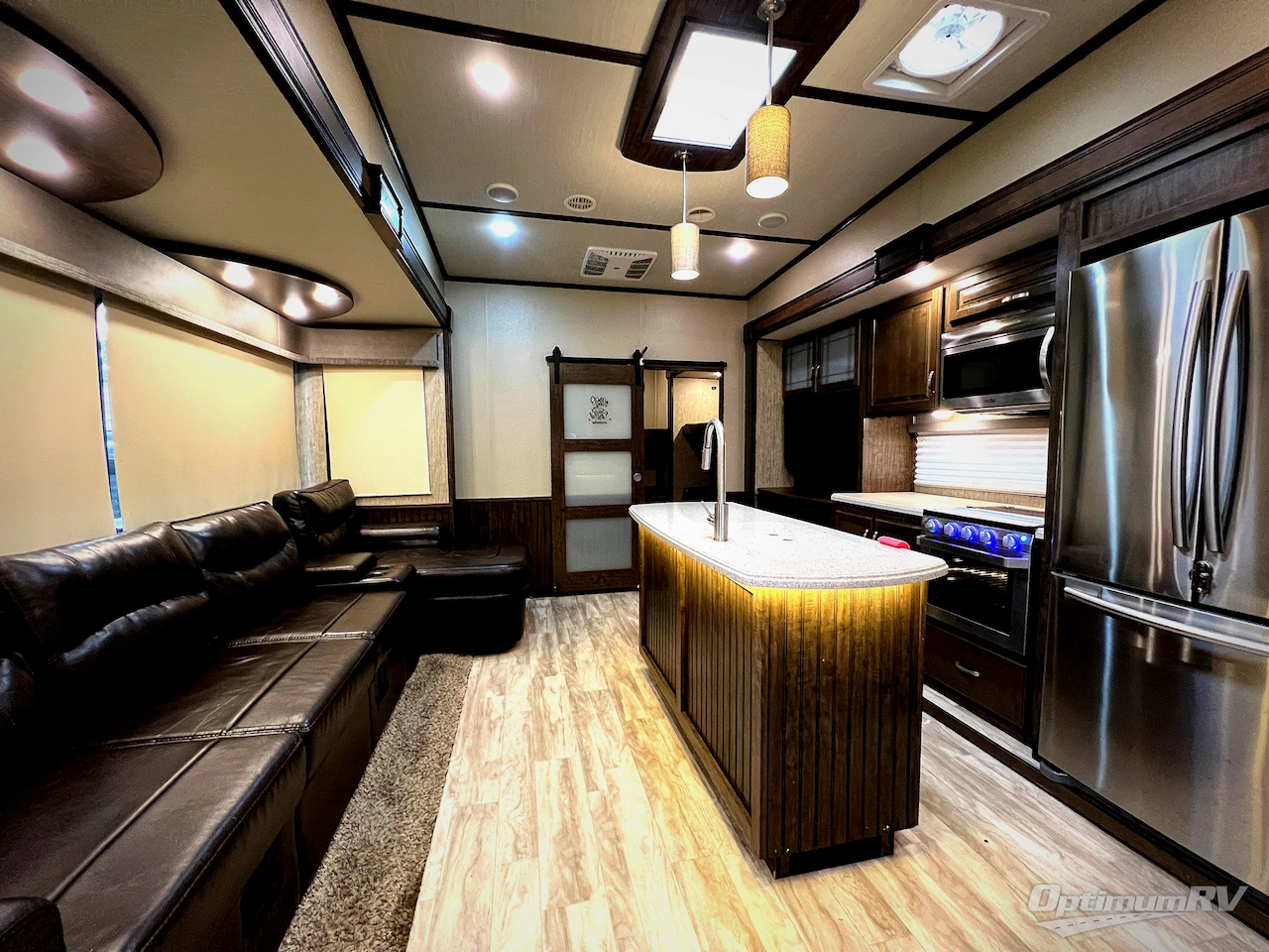 2019 Grand Design Solitude S-Class 3740BH Photo 2