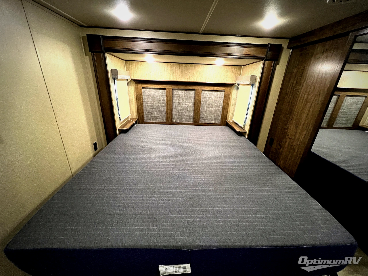 2019 Grand Design Solitude S-Class 3740BH Photo 21