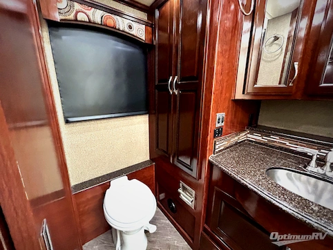 2018 Fleetwood Pace Arrow LXE 38N RV Photo 4