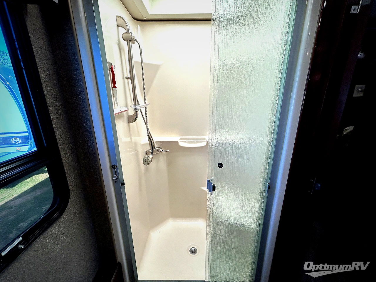 2018 Fleetwood Pace Arrow LXE 38N Photo 22