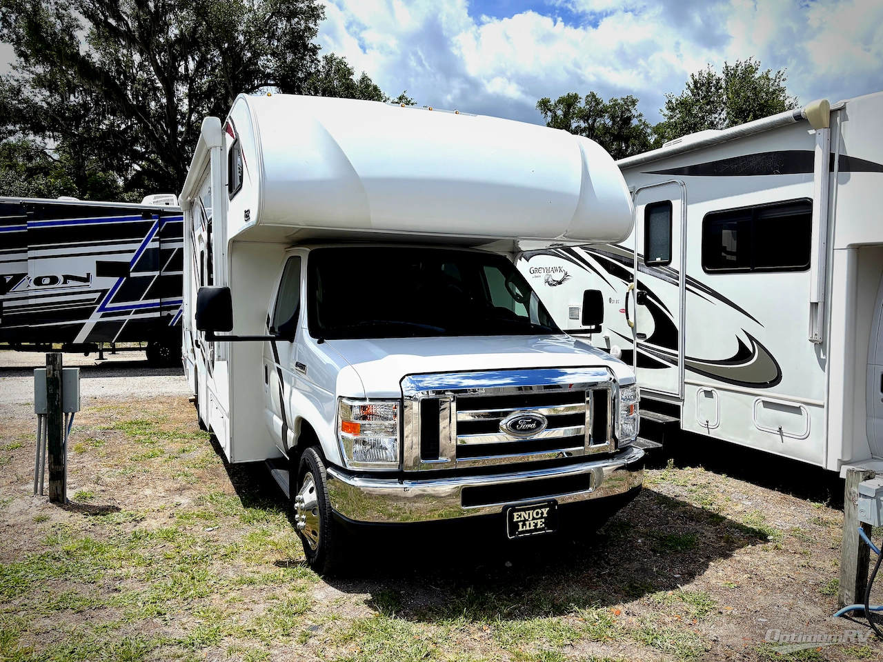 2020 Thor Four Winds 28Z Photo 1