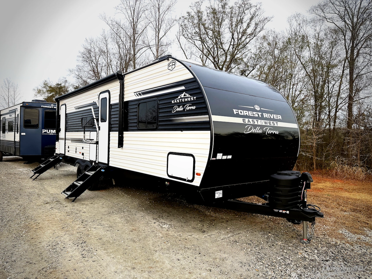 2026 East To West Della Terra 275BH Photo 1