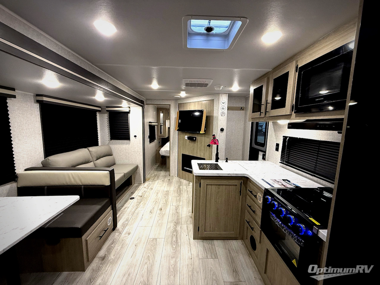 2026 East To West Della Terra 275BH Photo 5