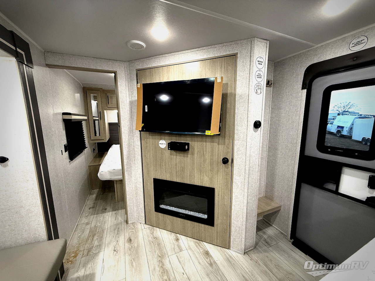 2026 East To West Della Terra 275BH Photo 19