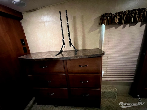 2015 Forest River Sandpiper 346RETS RV Photo 4