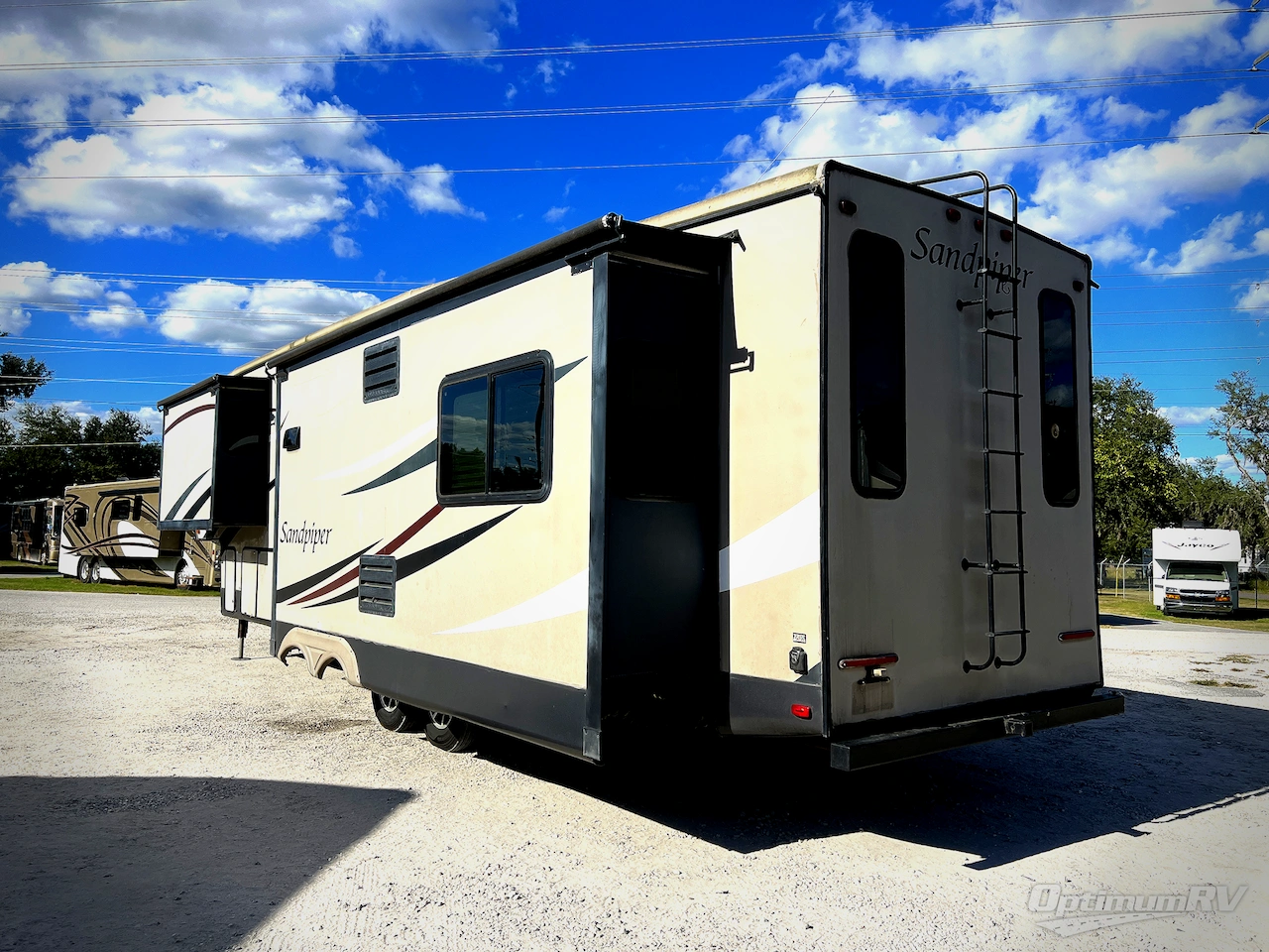 2015 Forest River Sandpiper 346RETS Photo 2