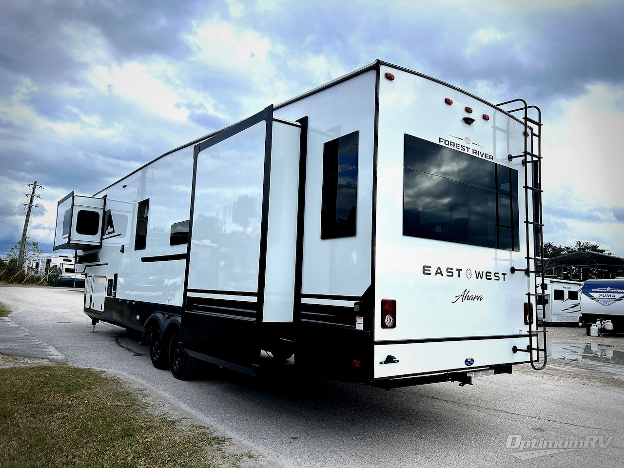 2026 East To West Ahara 383UR Photo 2