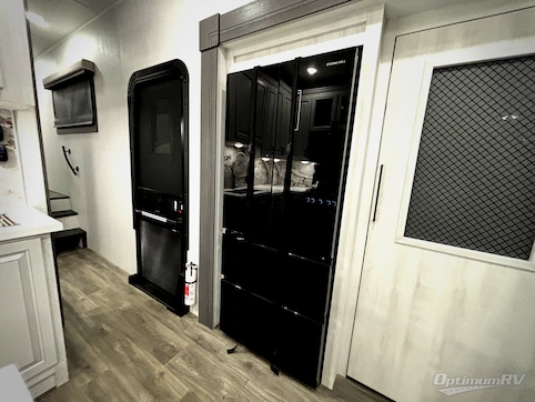 2026 East To West Ahara 383UR RV Photo 4